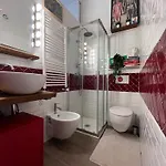 Casa Holden - Fully Equipped Flat Near Sempione Park And Metro